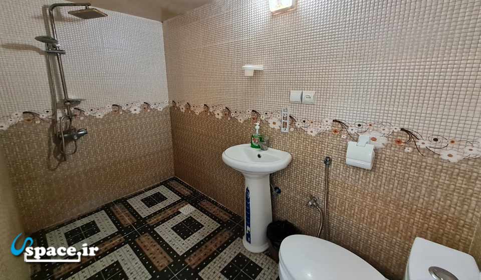 سرویس بهداشتی -  هتل سنتی عمارت افضل - شوشتر - خوزستان